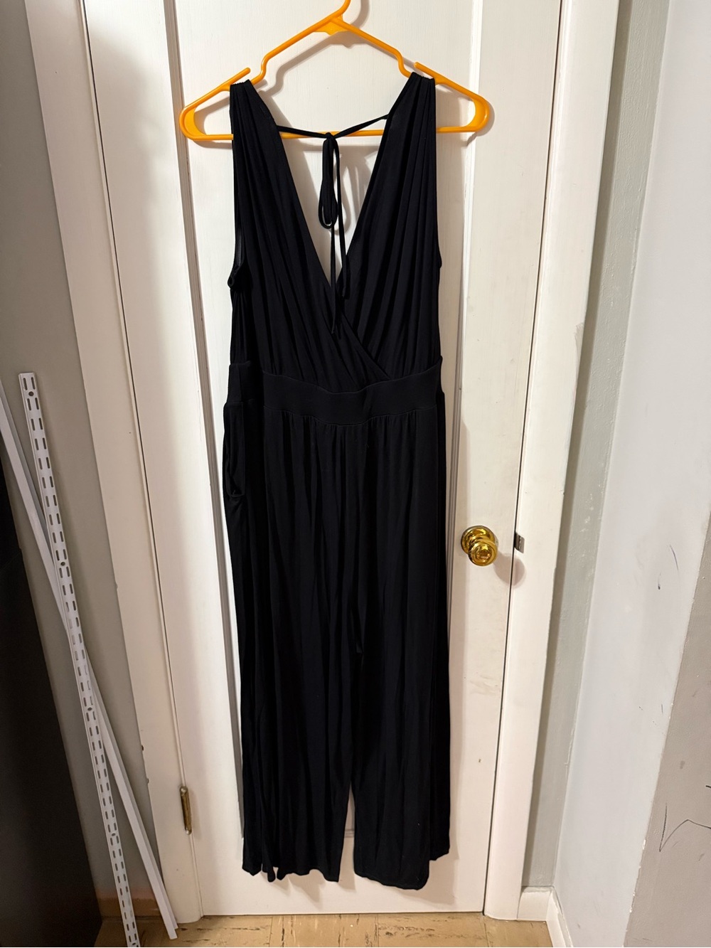 Torrid Black Wide Leg Jumpsuit with Pockets Women’s Size 1X - Picture 4 of 4